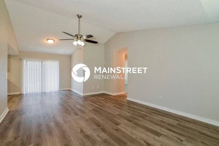 956 Sunshine Way Sw - Photo 4 of 17