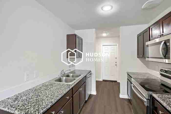 802 E 3rd Ave - Photo 6 of 14