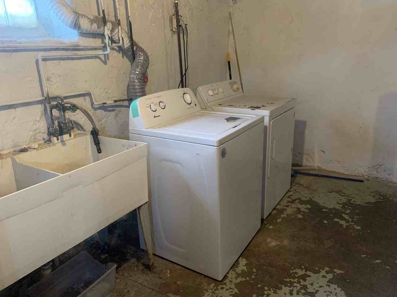 2800 Devereaux Ave #B - Photo 7 of 7