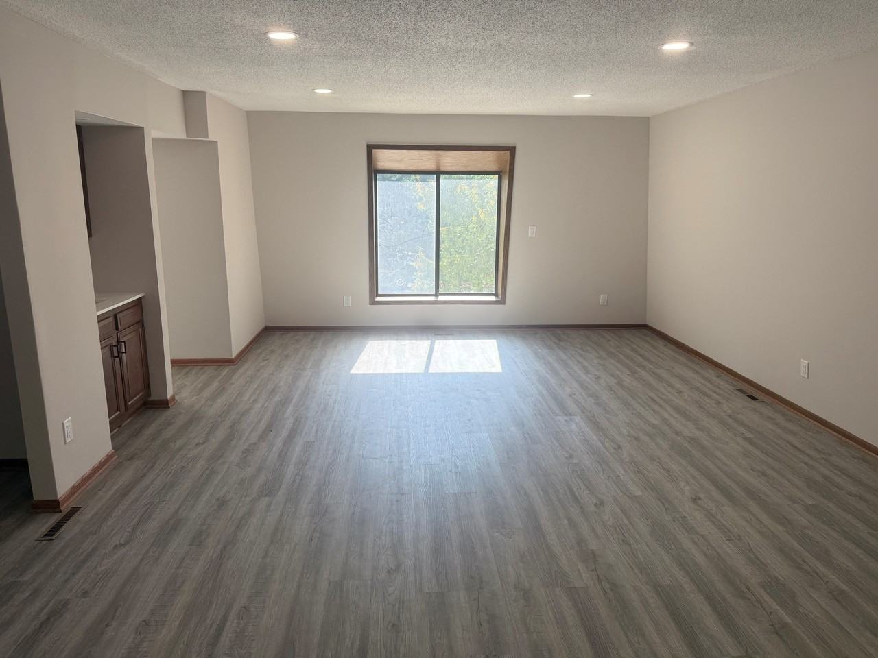 5540 Malibu Dr #NA - Photo 4 of 18