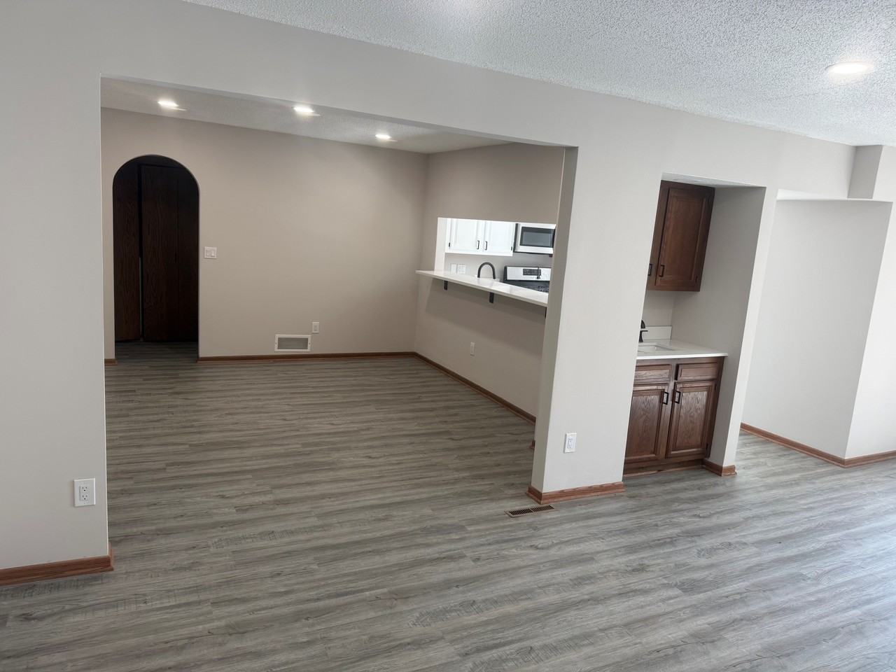 5540 Malibu Dr #NA - Photo 5 of 18