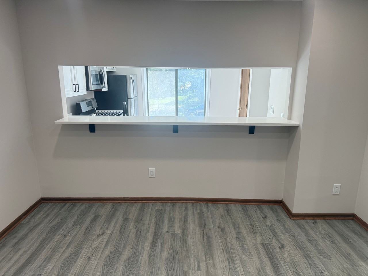 5540 Malibu Dr #NA - Photo 7 of 18