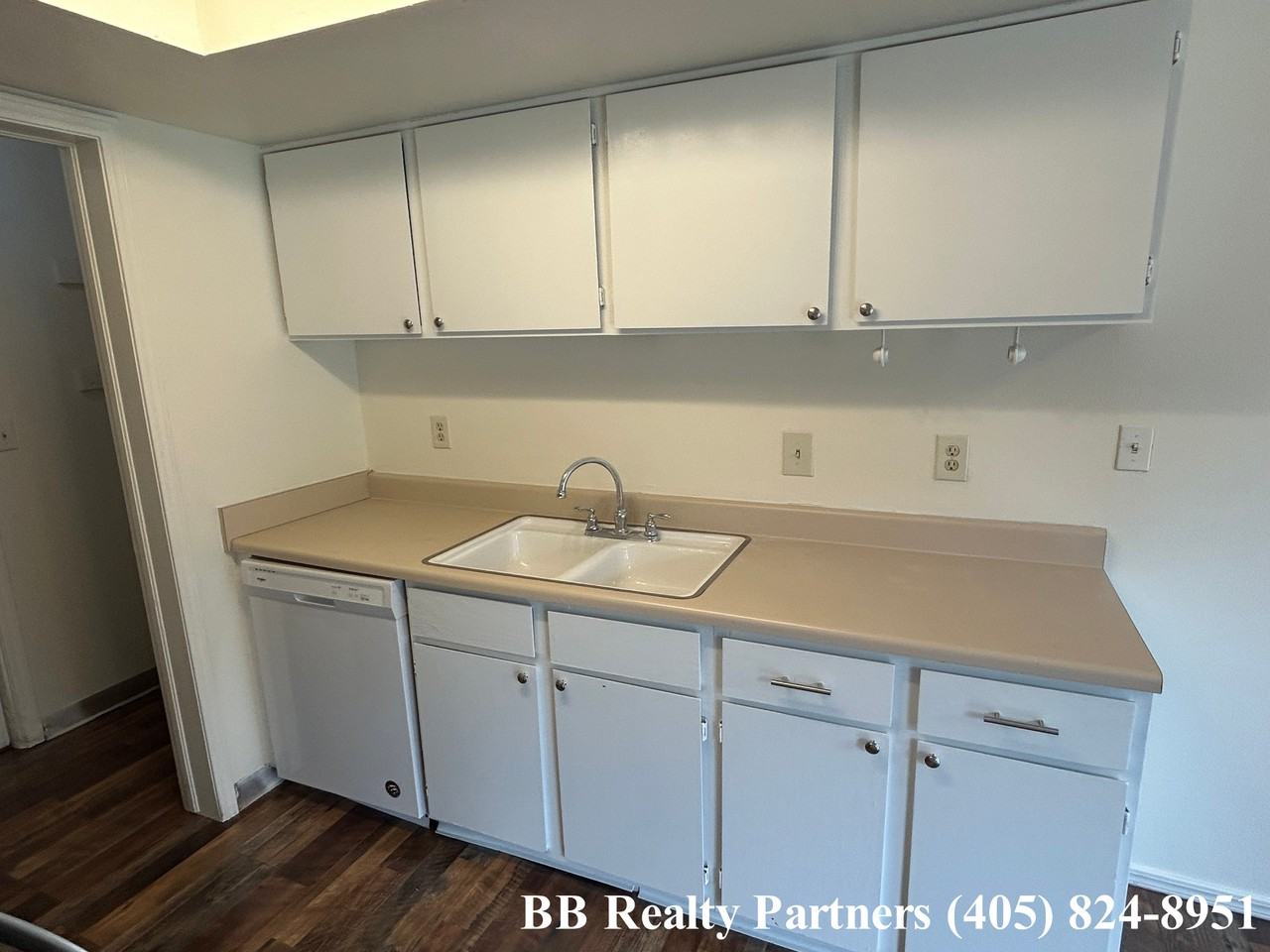 2900 S Juniper Ave #NA - Photo 7 of 19