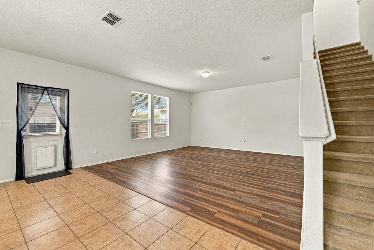 8955 Oakwood Park #NA - Photo 2 of 20