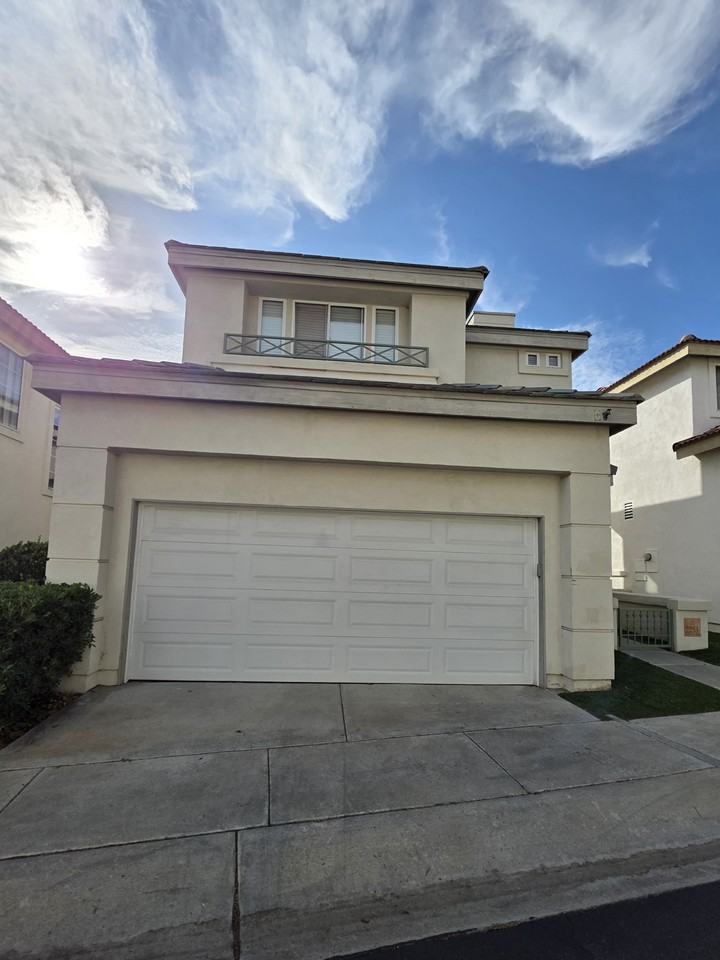 2253 Tall Pines Dr #NA - Photo 4 of 19