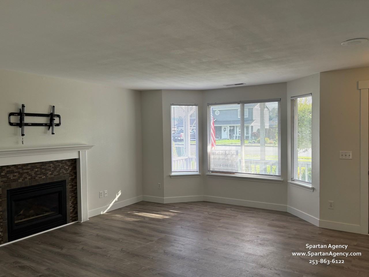 505 Williams Blvd Nw #NA - Photo 2 of 19