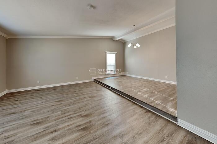 4144 Staghorn Cir S - Photo 4 of 25