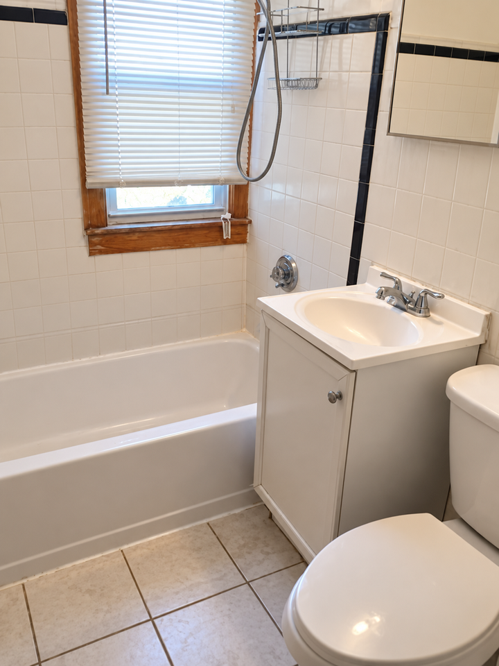 108 Garfield Ave #1 - Photo 6 of 12