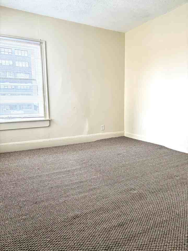 20 Blaine St #TH - Photo 4 of 7