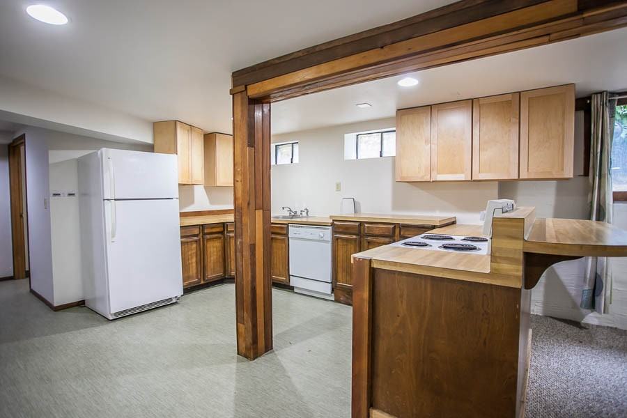 805 State St #4 - Photo 6 of 14