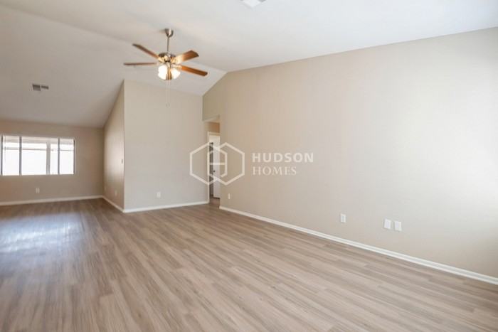 3134 E John Cabot Dr - Photo 6 of 31