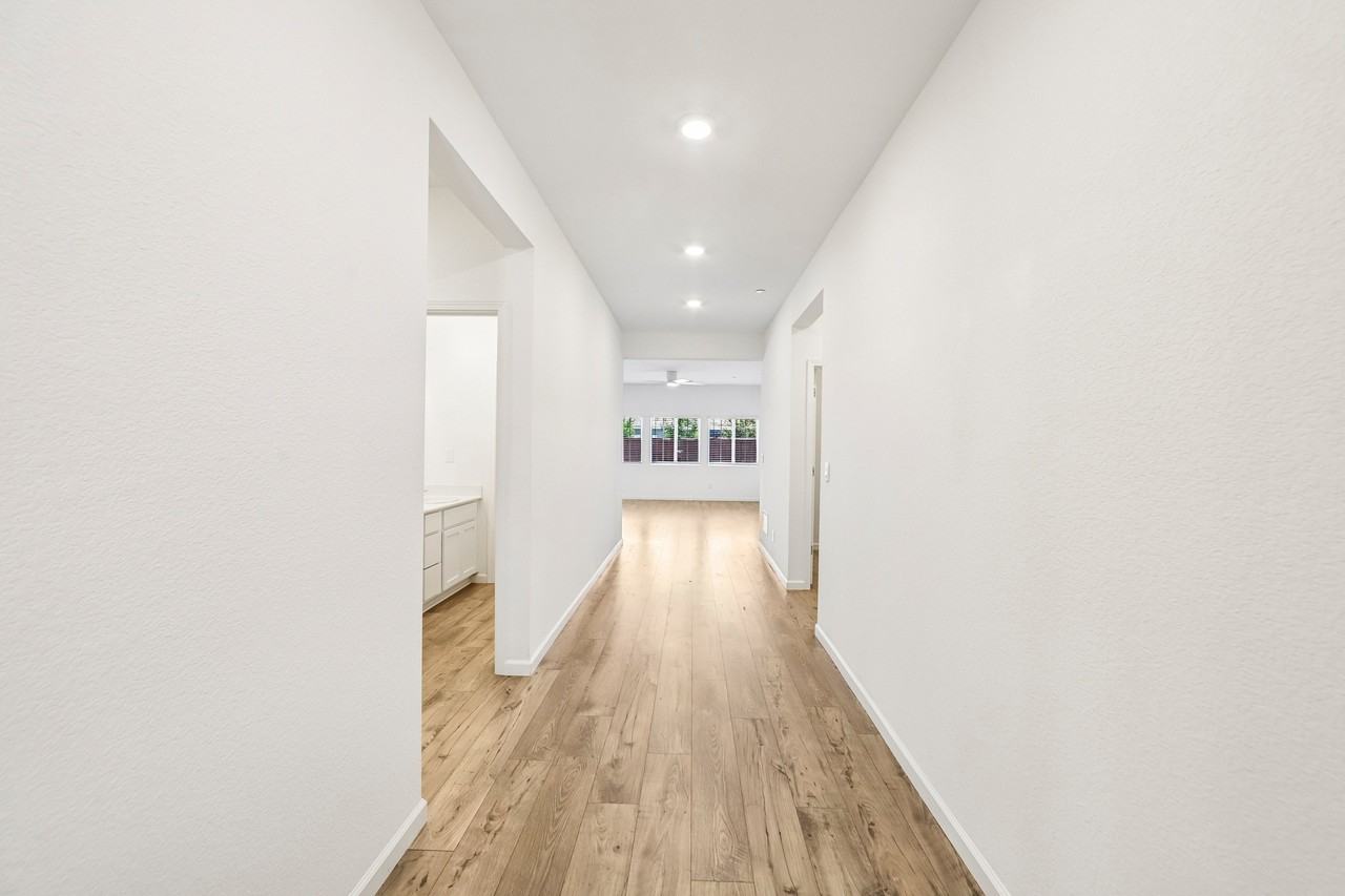 635 Honey Bee Rd #NA - Photo 2 of 44