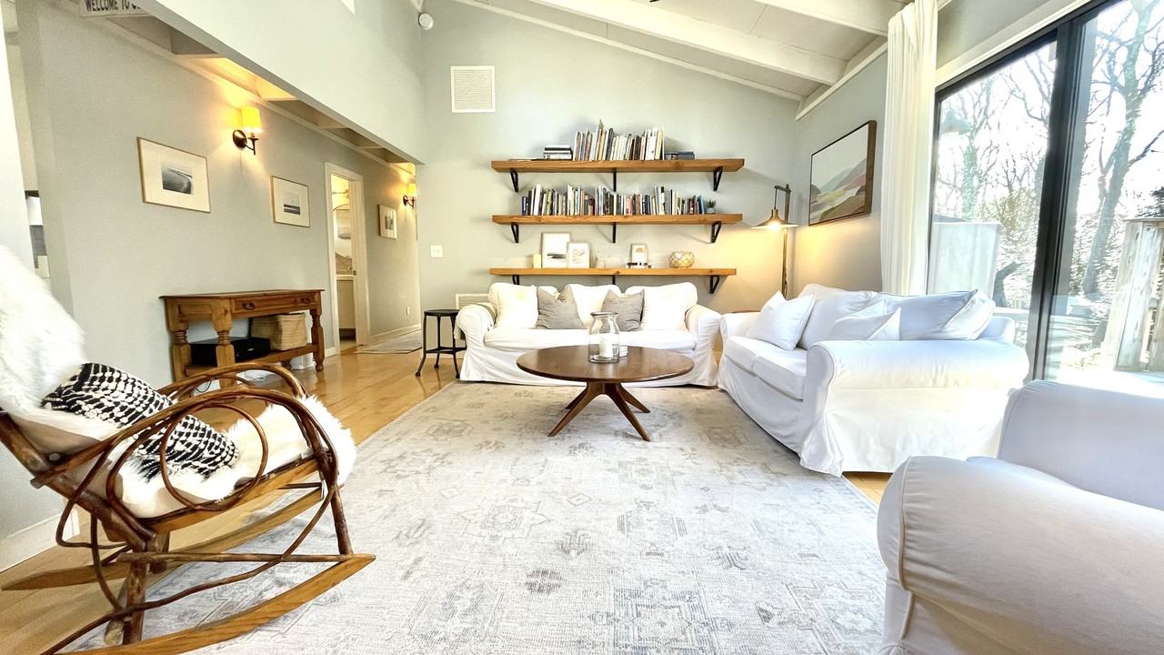 274 Little Fresh Pond Rd #NA - Photo 7 of 10