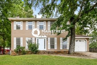 904 Pine Forest Cir - Photo 1 of 1