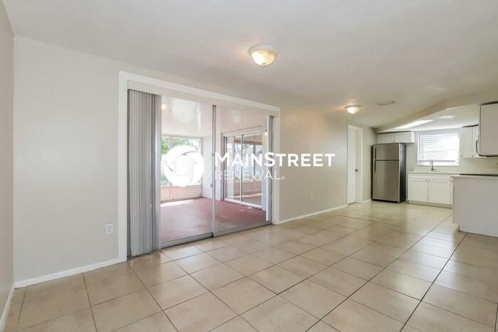 1936 Dartmouth Dr - Photo 6 of 16