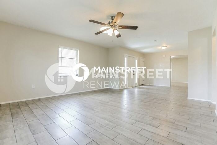 1161 S Brink Ave - Photo 4 of 17