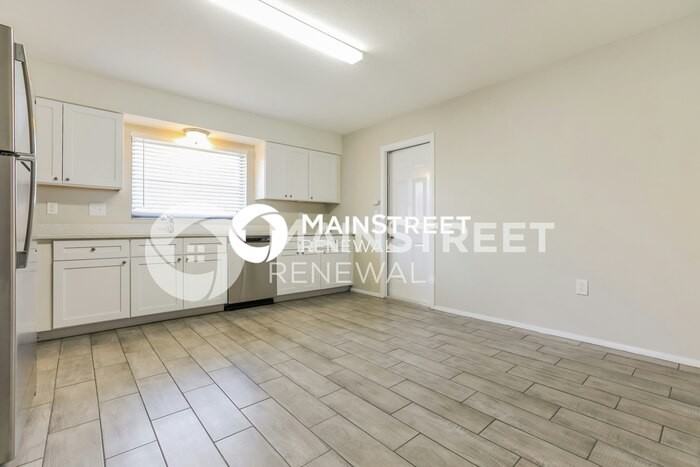 1161 S Brink Ave - Photo 7 of 17