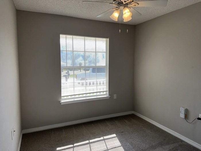 1098 Brownfield Rd - Photo 3 of 46