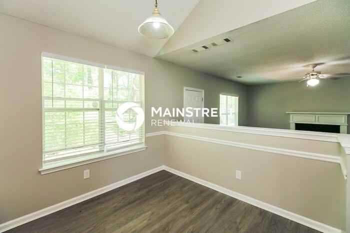 1023 Field View Dr - Photo 5 of 17
