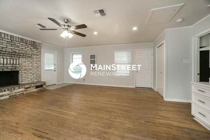 303 Glen Rock Ln - Photo 7 of 17