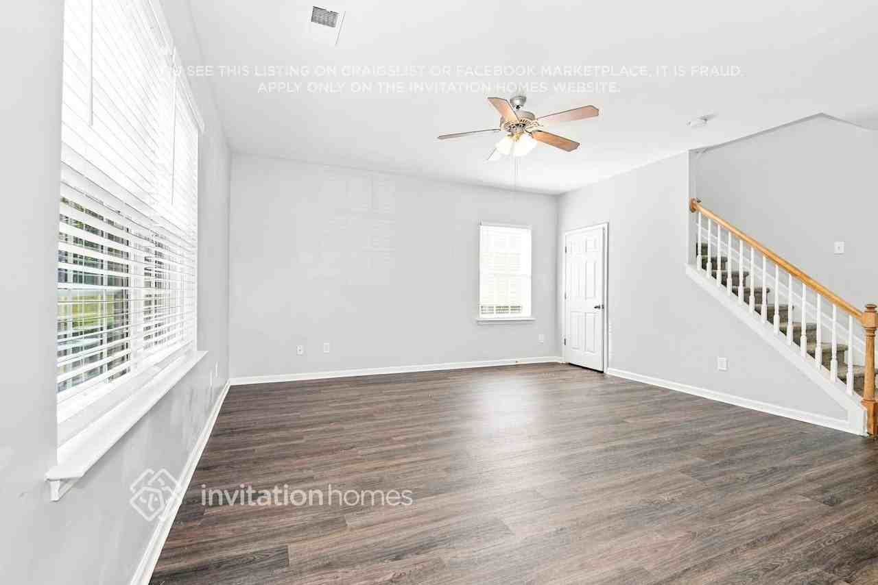 3510 Starmount Ave - Photo 5 of 18