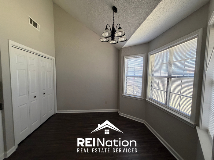 3870 Westridge Dr - Photo 4 of 25