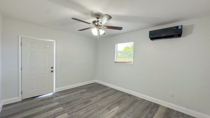 2398 54th Ter Sw #A - Photo 3 of 29
