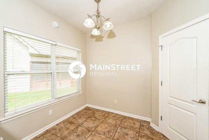 4563 Rosser Loop Dr - Photo 5 of 17