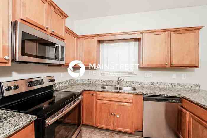 4563 Rosser Loop Dr - Photo 6 of 17