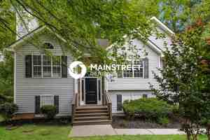 featured image of 136 Stoney Brook Way