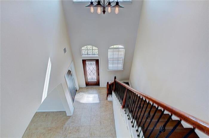 2601 Mirasol Loop - Photo 5 of 38