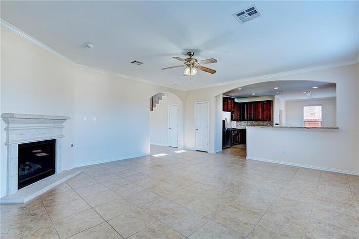 2601 Mirasol Loop - Photo 7 of 38