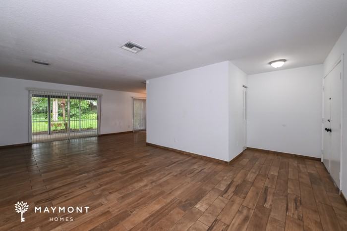 997 Dorado Dr - Photo 4 of 15