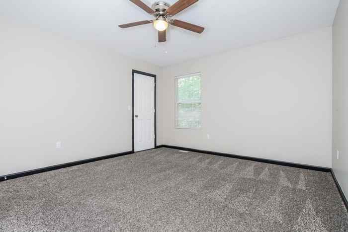 1834 Garvey Ave - Photo 6 of 14
