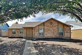 1302 Creekwood Ct - Photo 1 of 1
