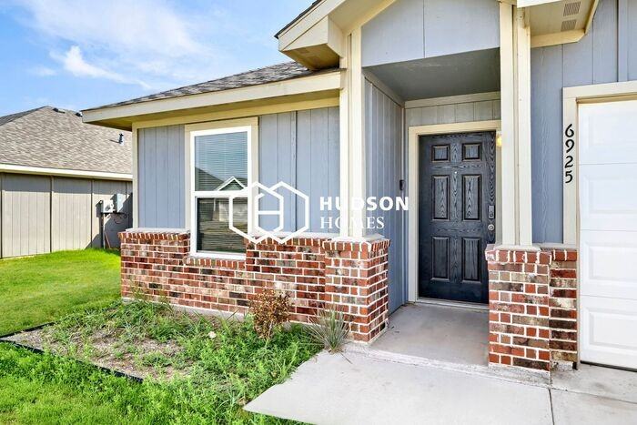 6925 Phoenix Dr - Photo 3 of 14