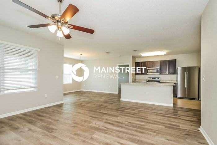 125 Lake Tracy Ct - Photo 3 of 15