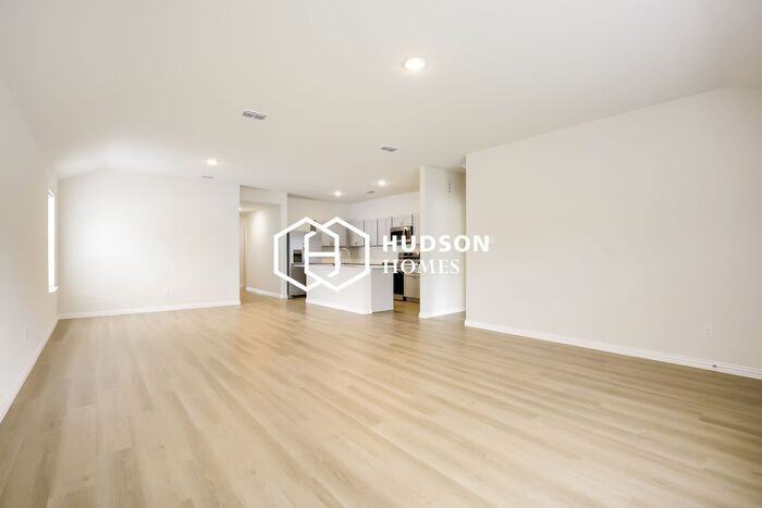 118 Doma Ave - Photo 3 of 12