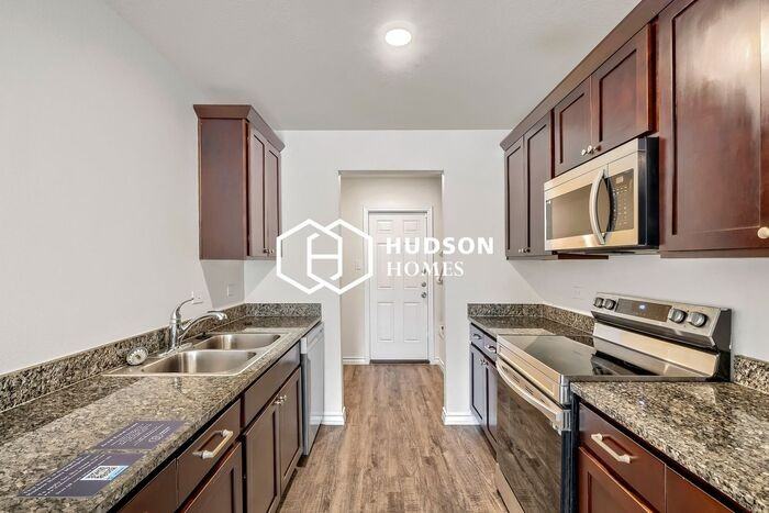 752 Medlin St - Photo 5 of 14