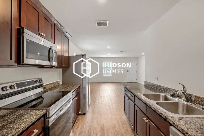 752 Medlin St - Photo 6 of 14
