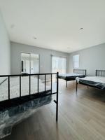 featured image of 1265 E Adams Blvd #1