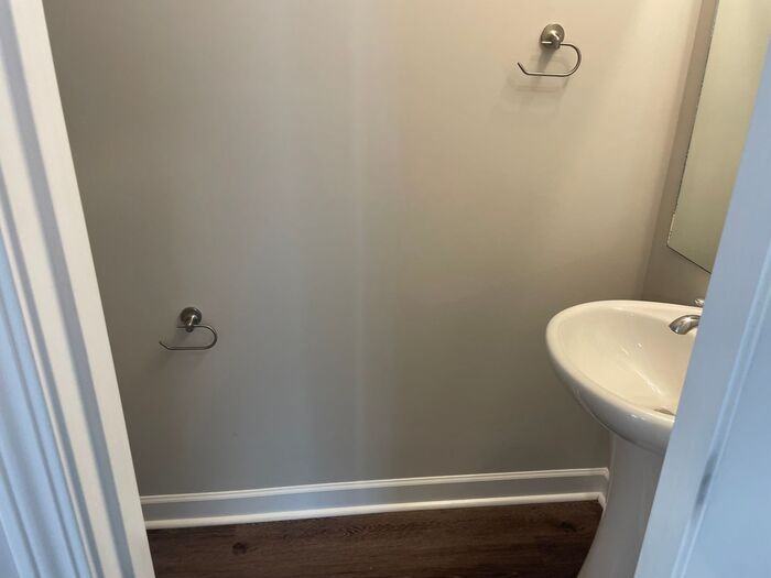 1004 Richard Ave - Photo 7 of 12