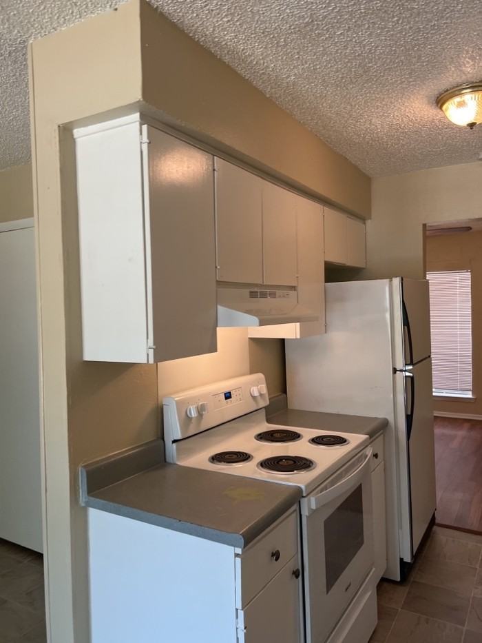 322 Rita Dr - Photo 5 of 16