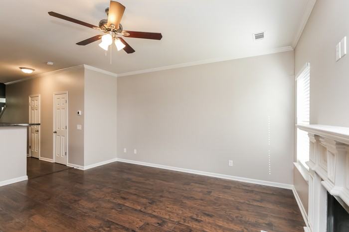 7121 Silk Tree Pointe - Photo 4 of 17