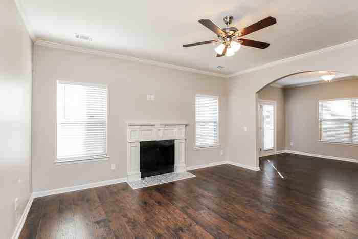 7121 Silk Tree Pointe - Photo 5 of 17