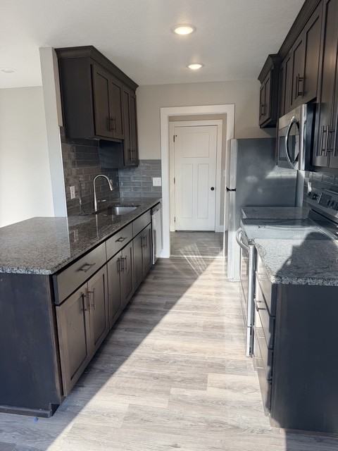 1920 S 18th Ave #B - Photo 3 of 15