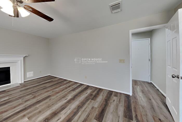 8815 Stoney Bend Dr - Photo 7 of 22