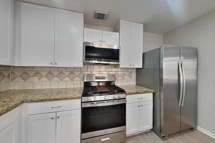 13510 Naples Bridge Rd - Photo 7 of 23