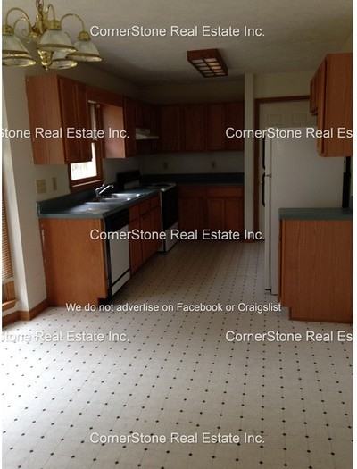 320 Eileen Dr - Photo 2 of 12
