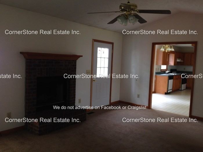 320 Eileen Dr - Photo 5 of 12